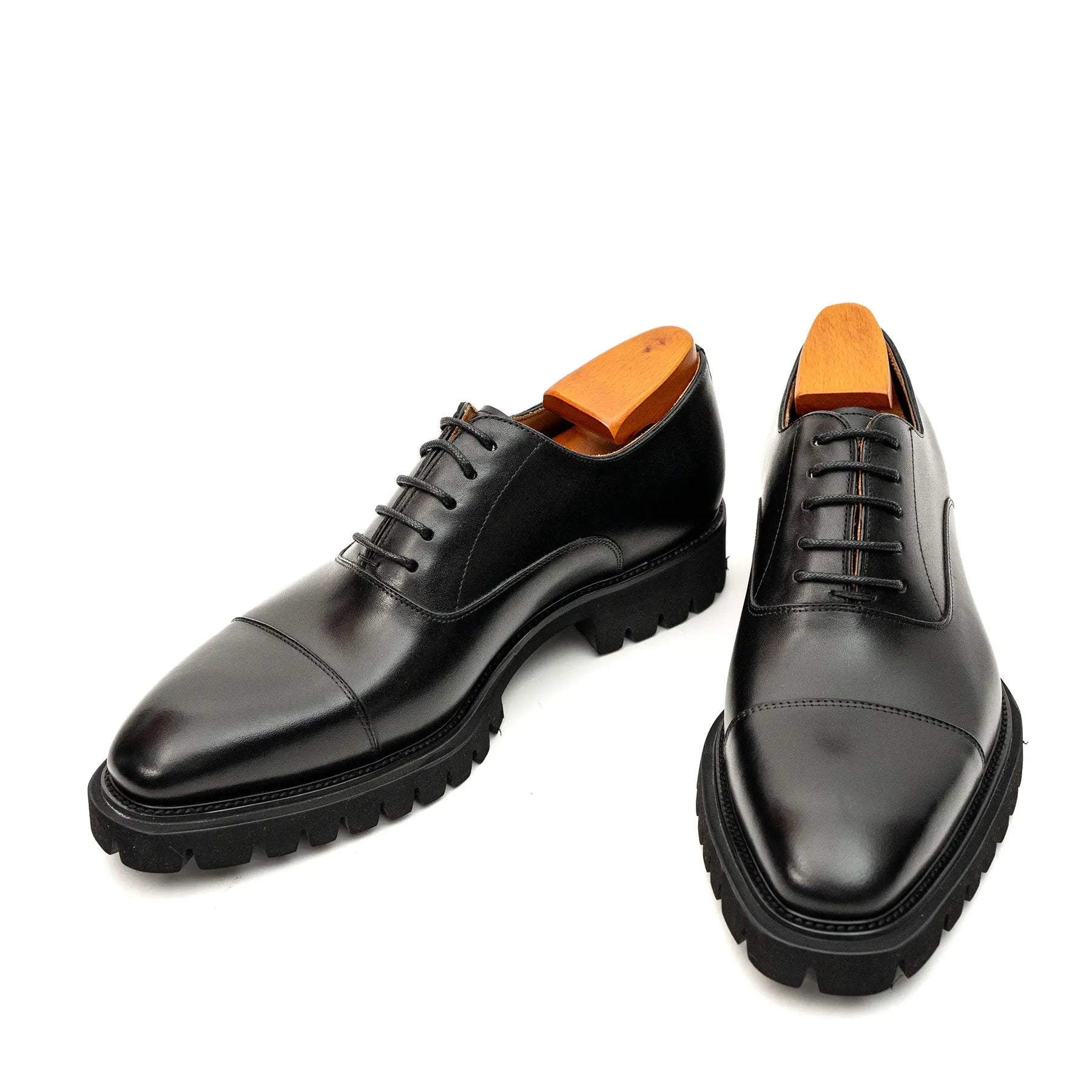 Black Calf Lug-Sole Oxford