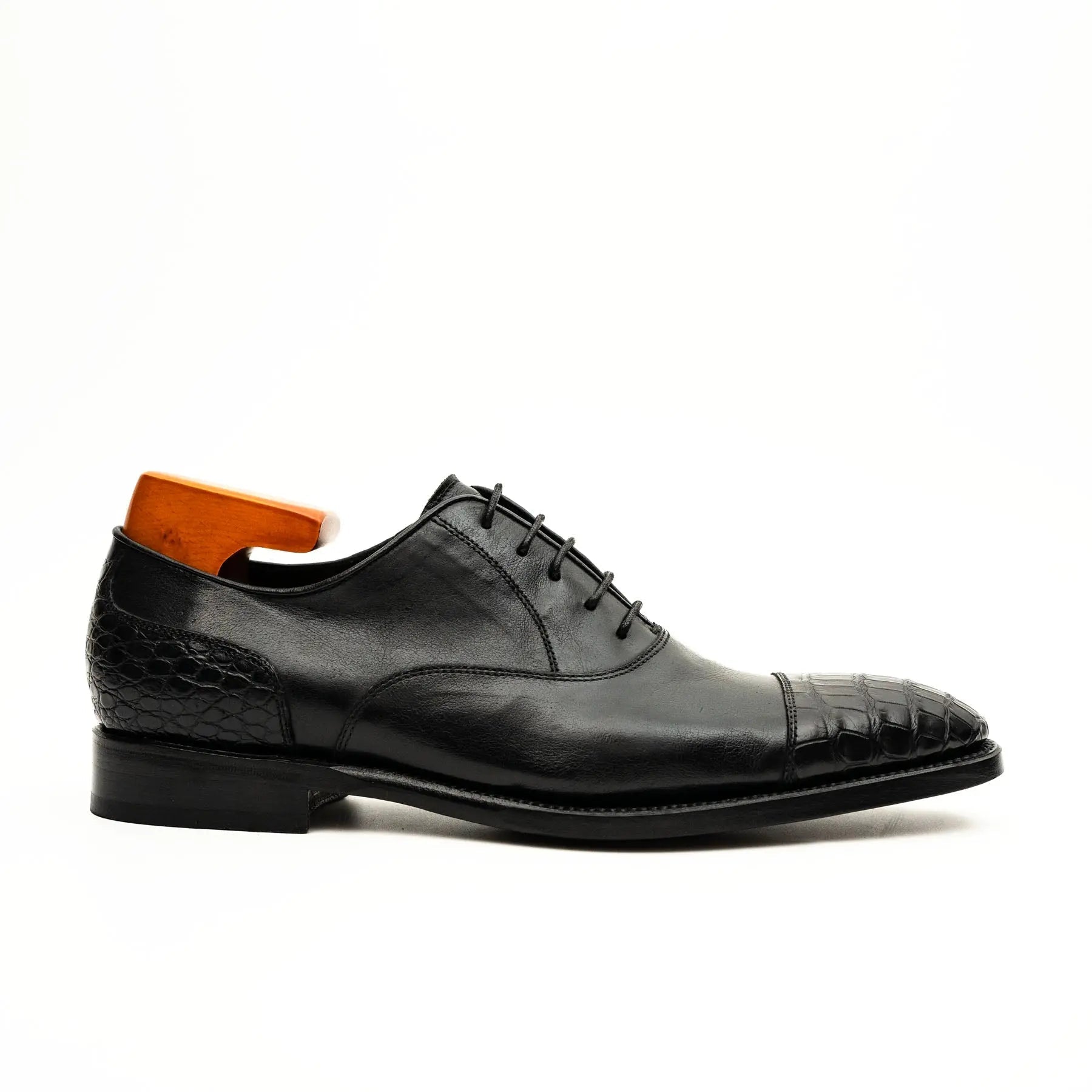 Black Crocodile-Textured Oxford