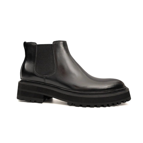 Black Chelsea Boots with Contrast Lug Sole
