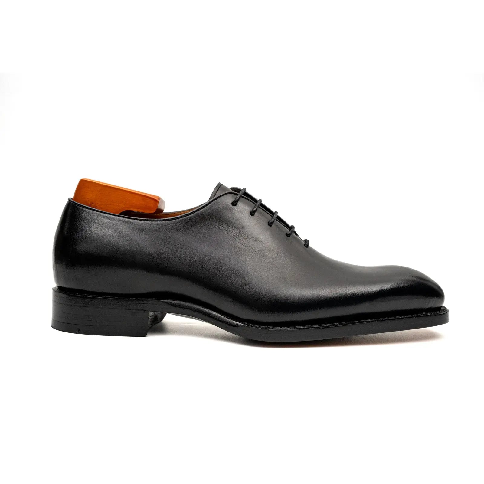 Wholecut Black Oxford