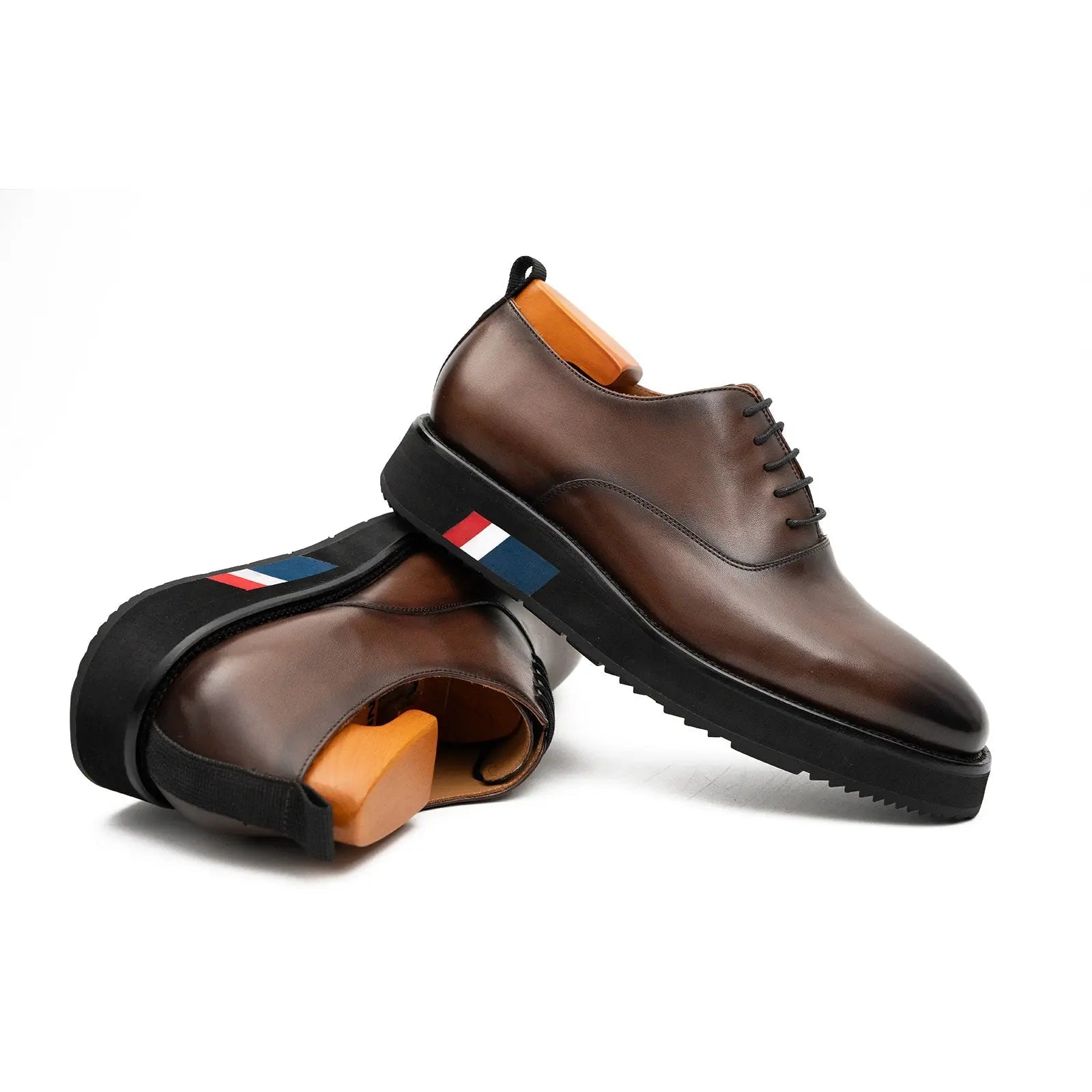 Brown Oxford with Black Sole