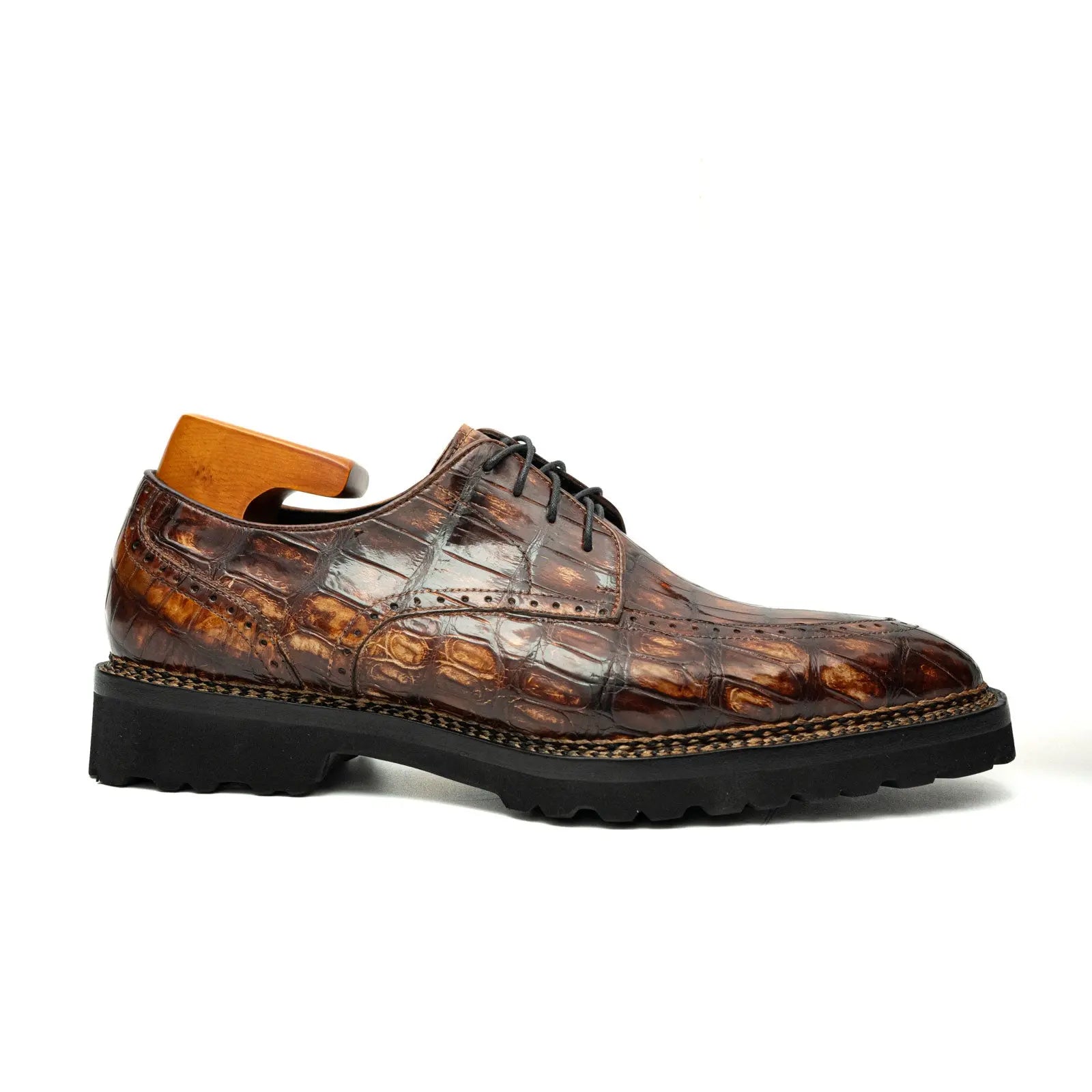 Cognac Crocodile Norwegian Lug Derby