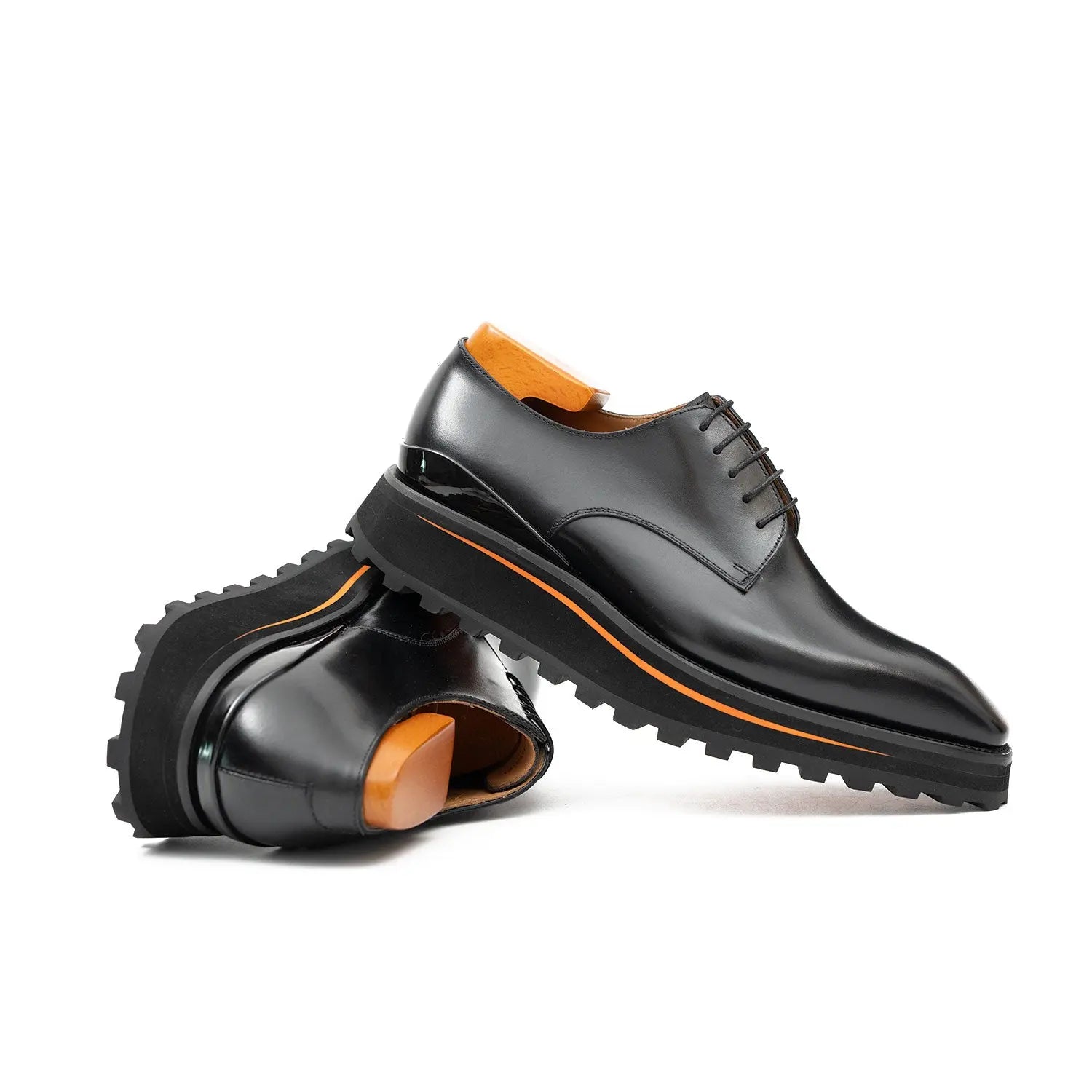 Black Platform Derby