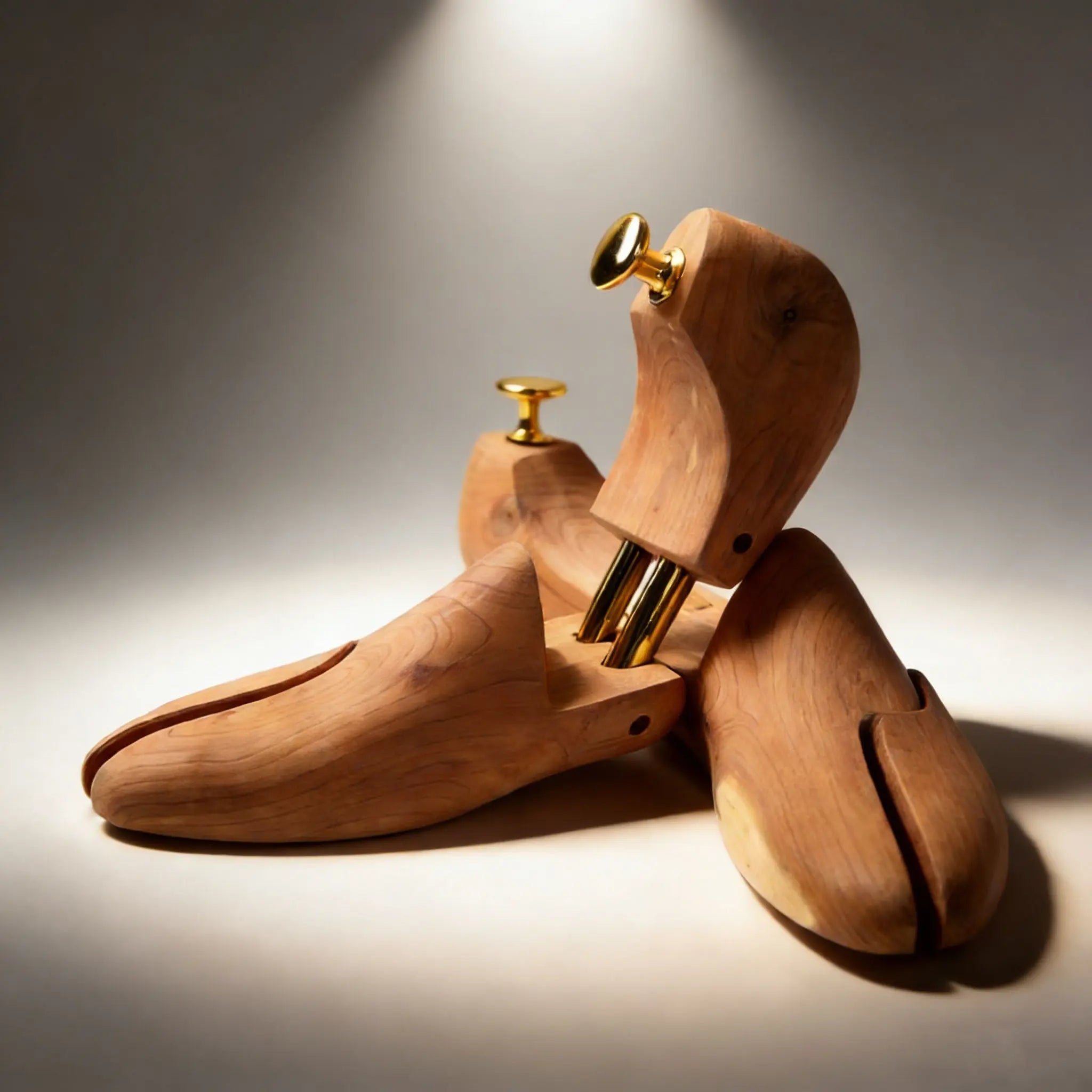 Cedar Wood Shoe Tree