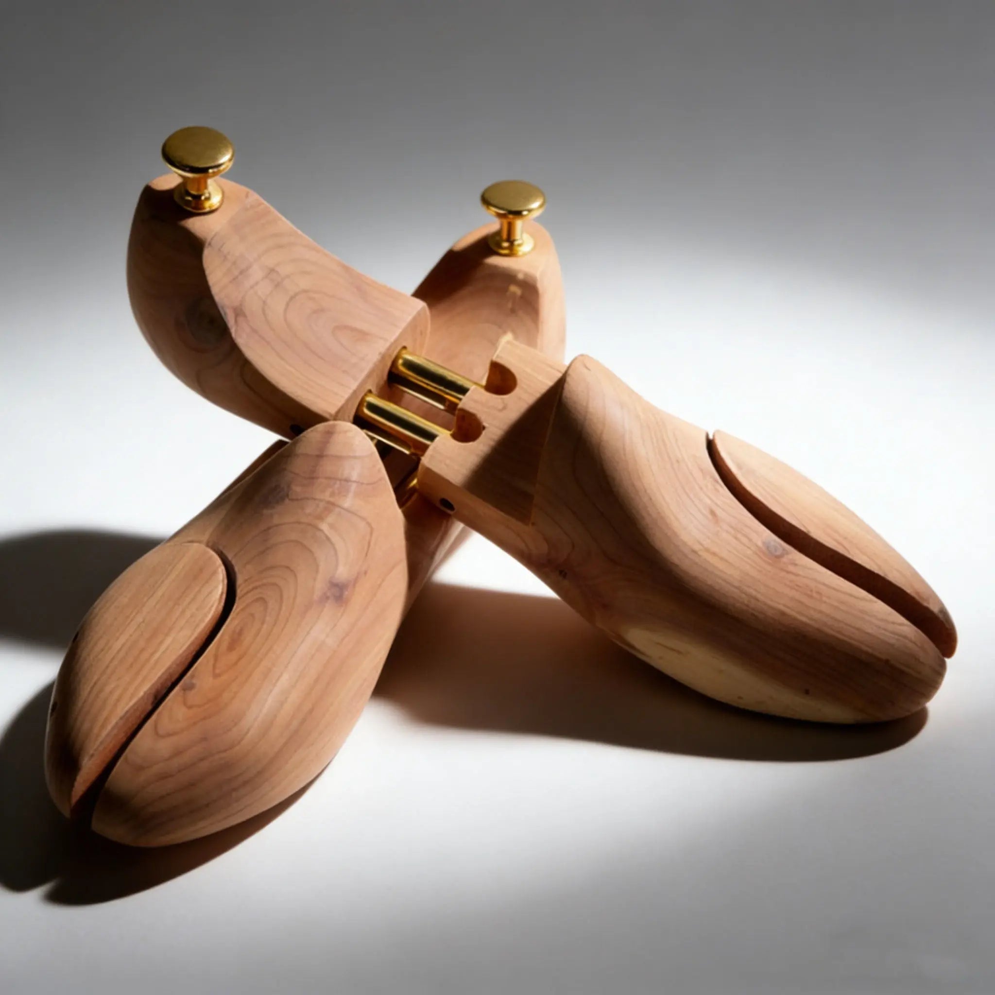 Cedar Wood Shoe Tree