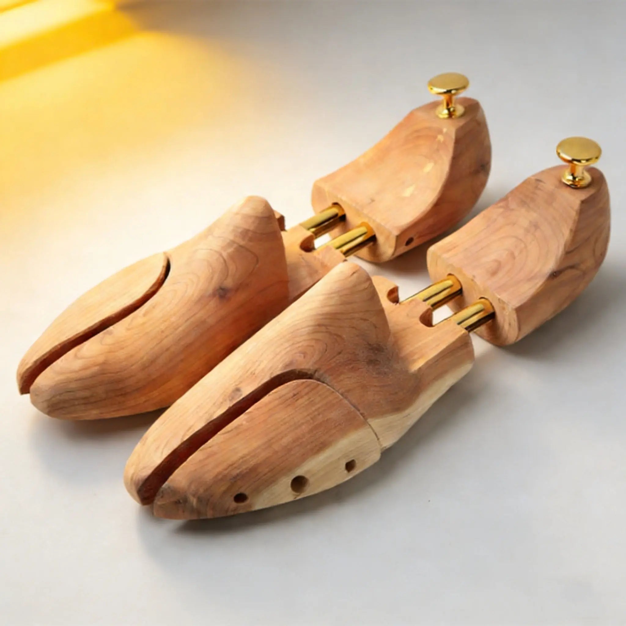 Cedar Wood Shoe Tree