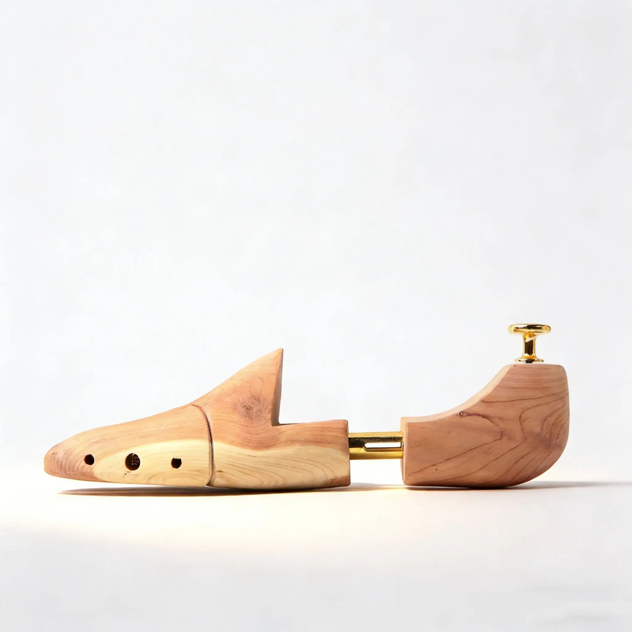 Cedar Wood Shoe Tree