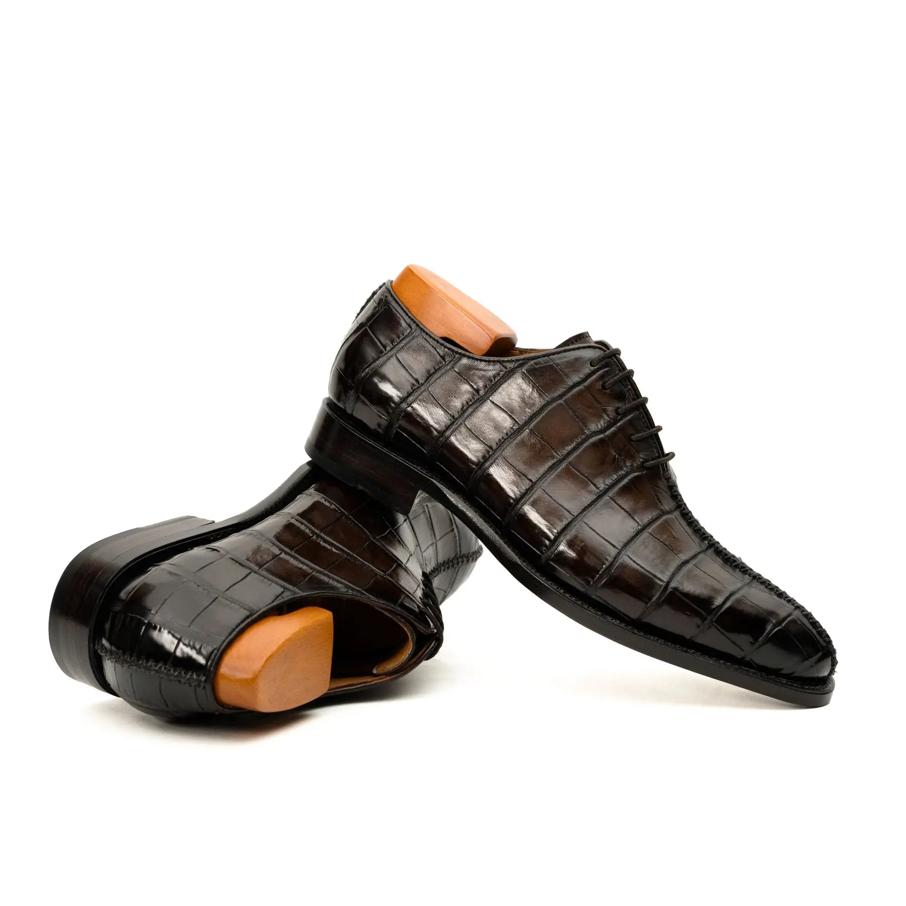Dark Brown Crocodile-Textured Oxford