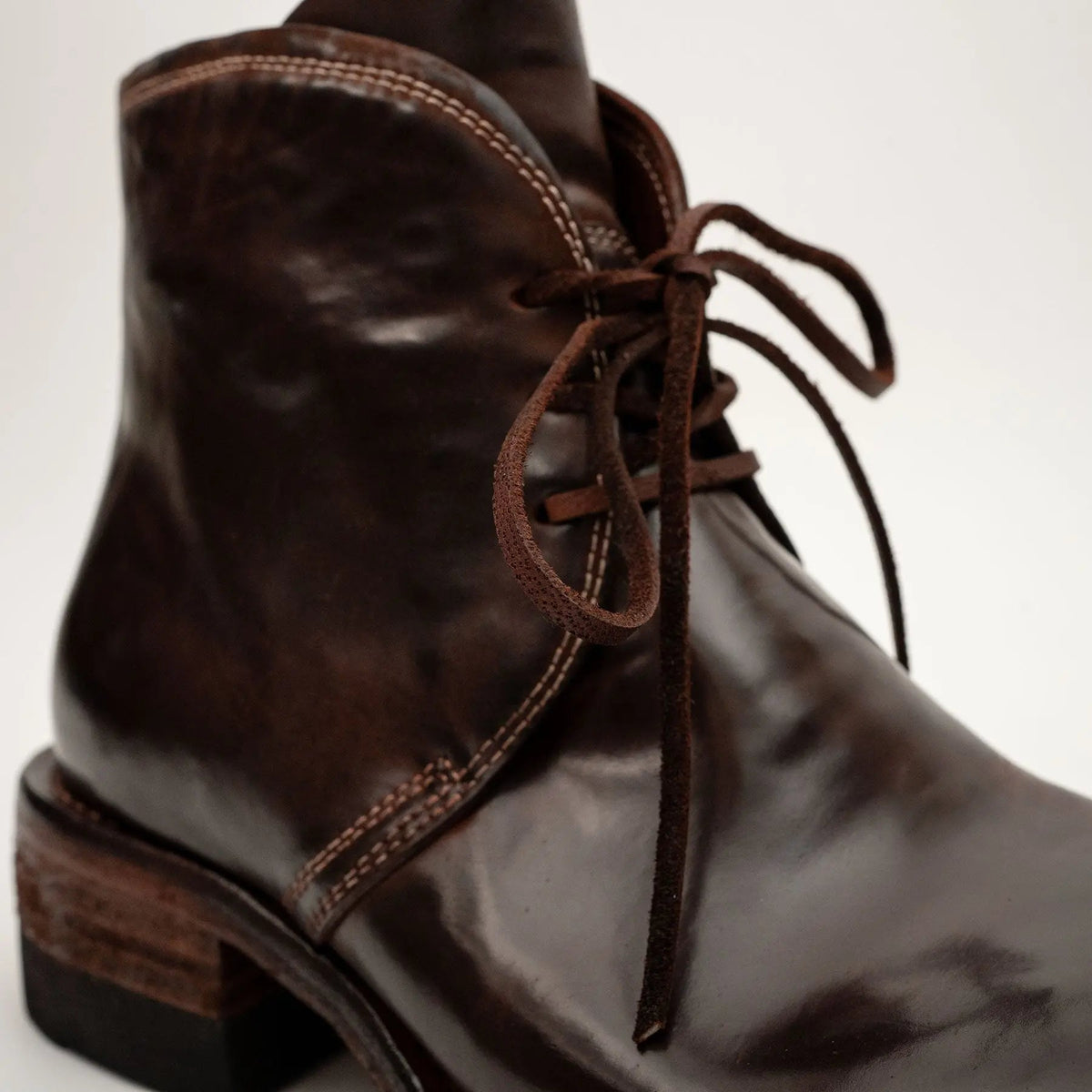 Dark Brown Horsehide Chukka Boots