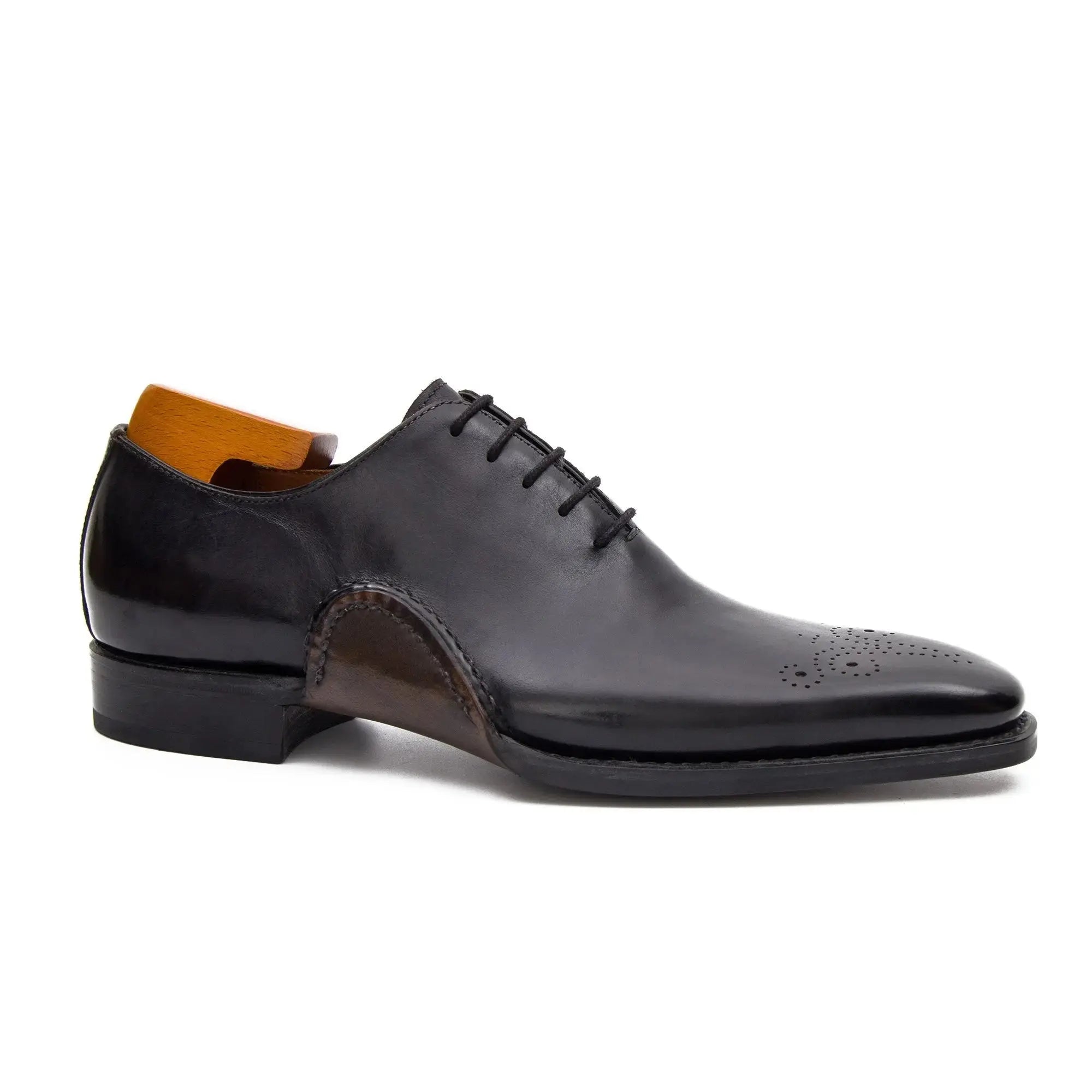 Medallion Seam Oxford