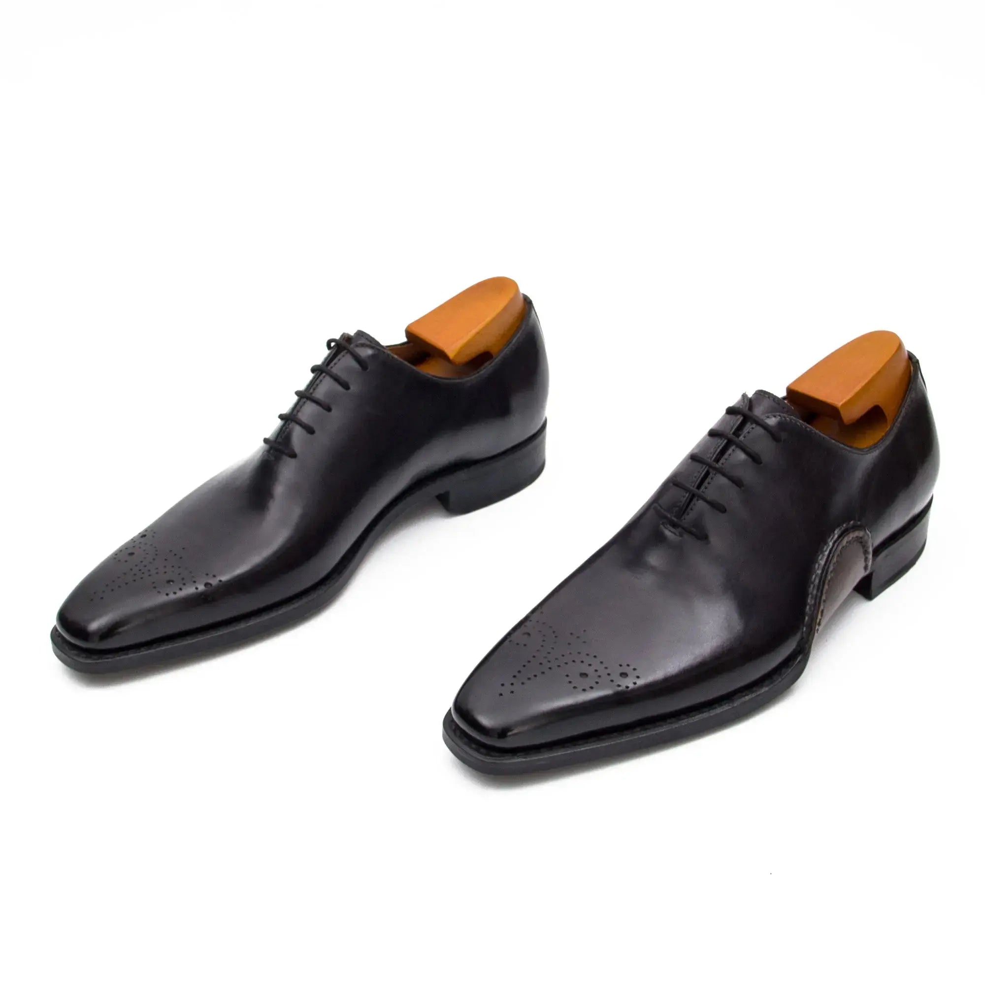 Medallion Seam Oxford