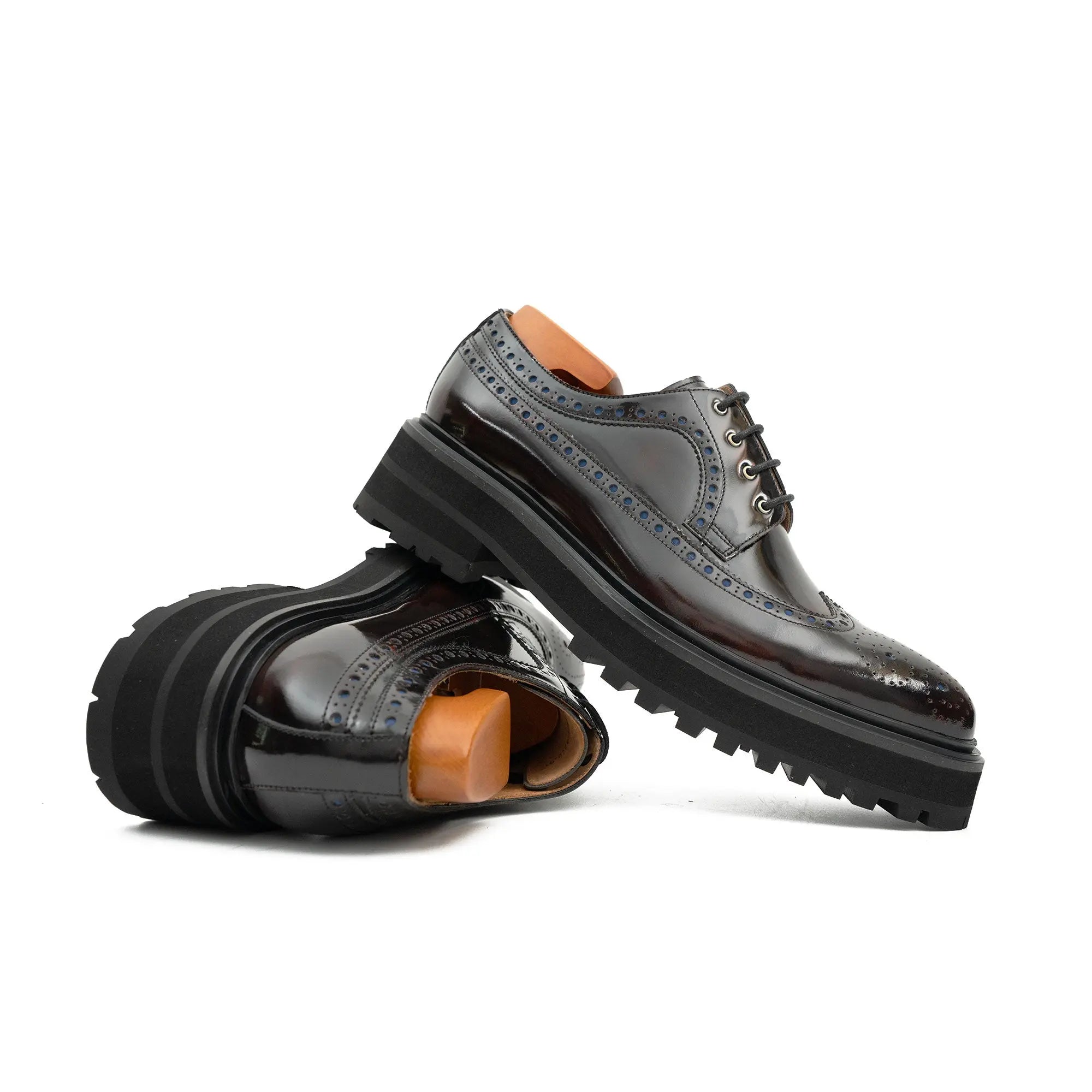 Midnight Burnished Lug Derby
