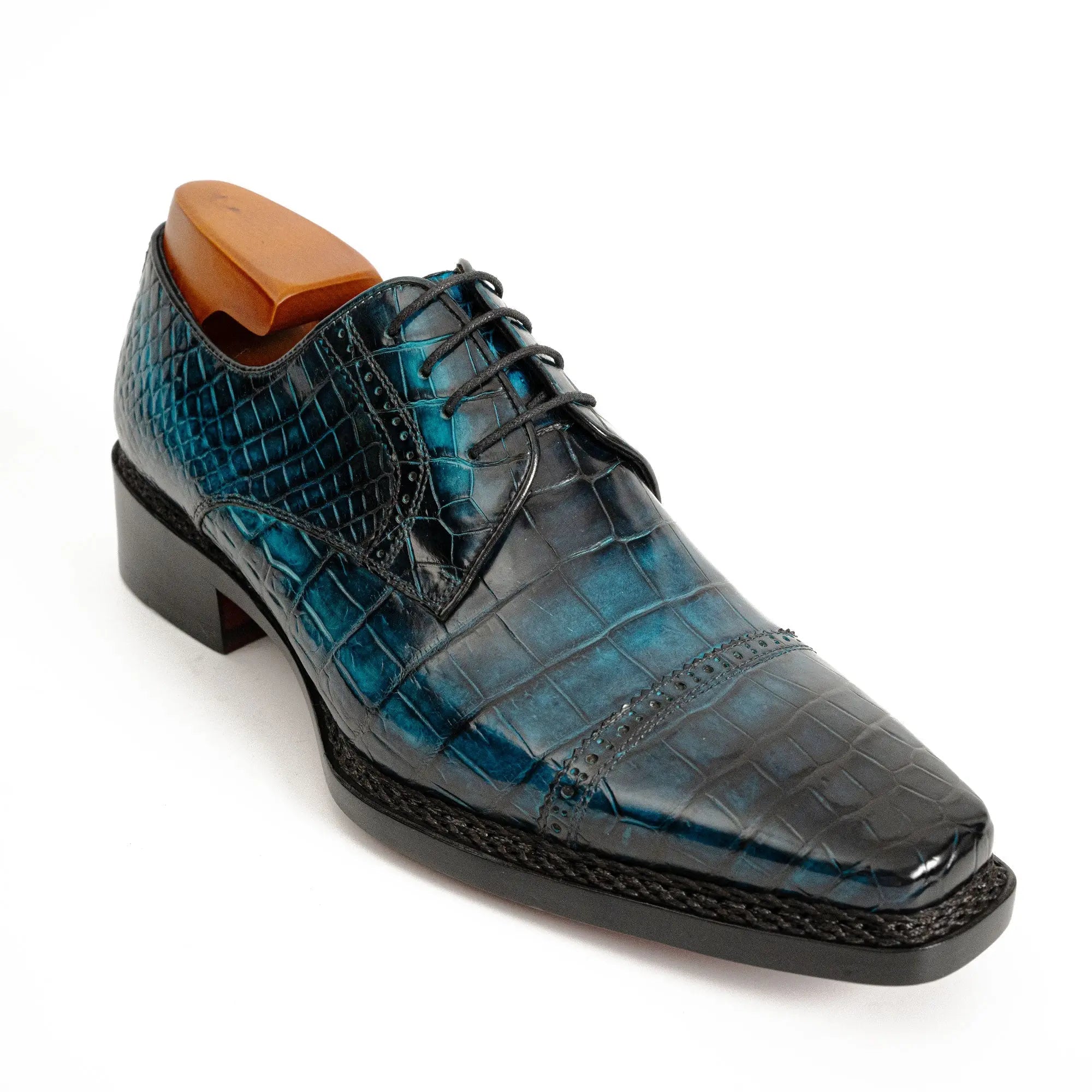 Teal Crocodile Norwegian Welt Derby