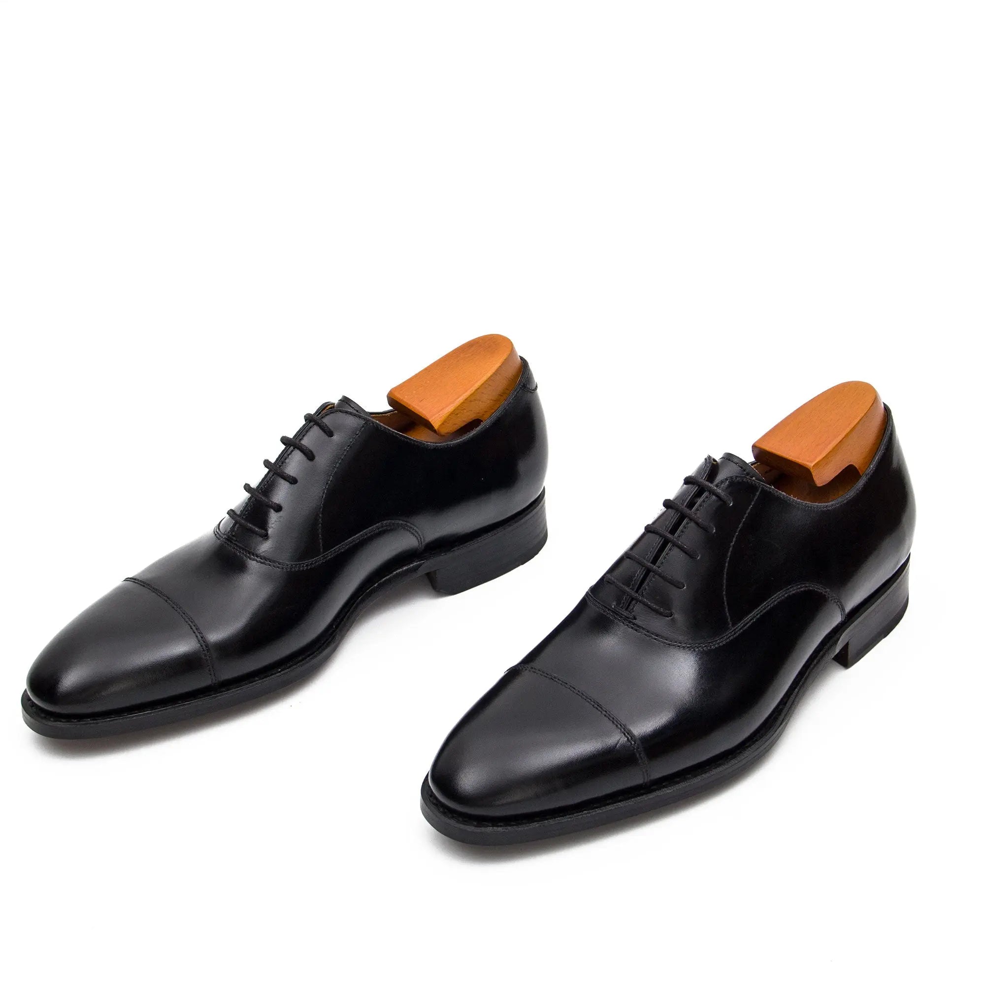 Black Cap-Toe Oxford Shoe