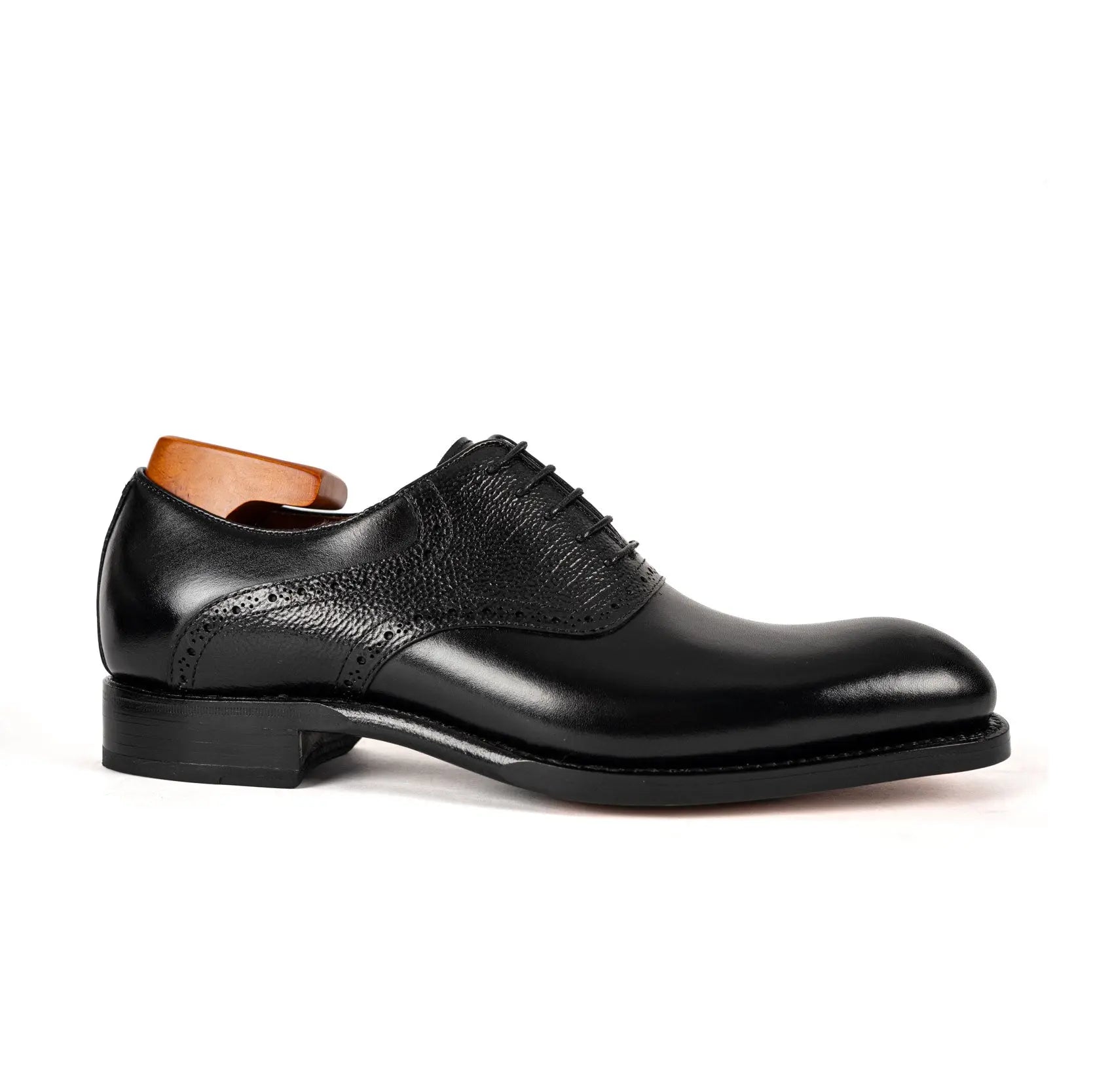 Black Textured-Panel Oxford Shoe