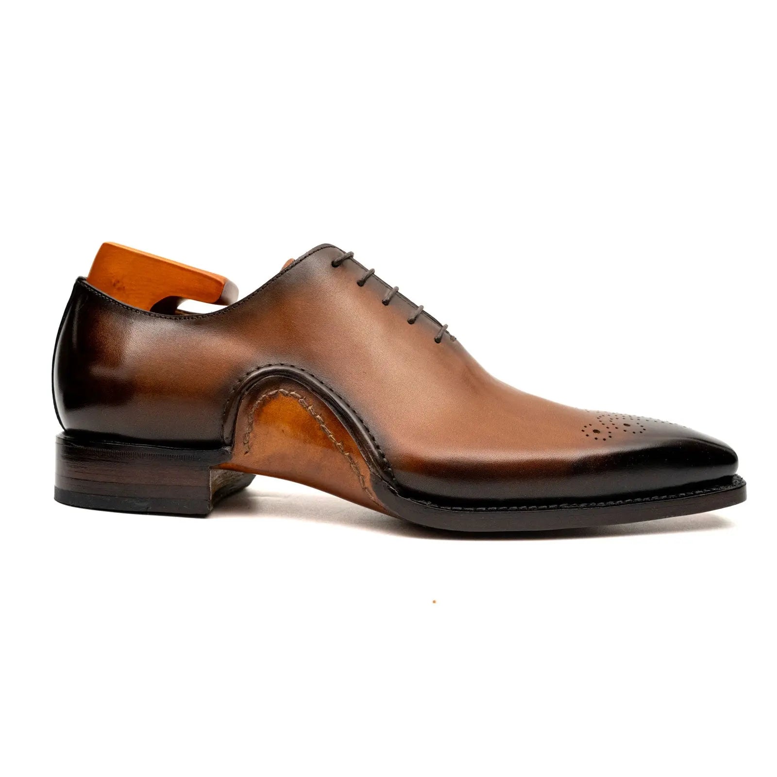 Patina Medallion Oxford
