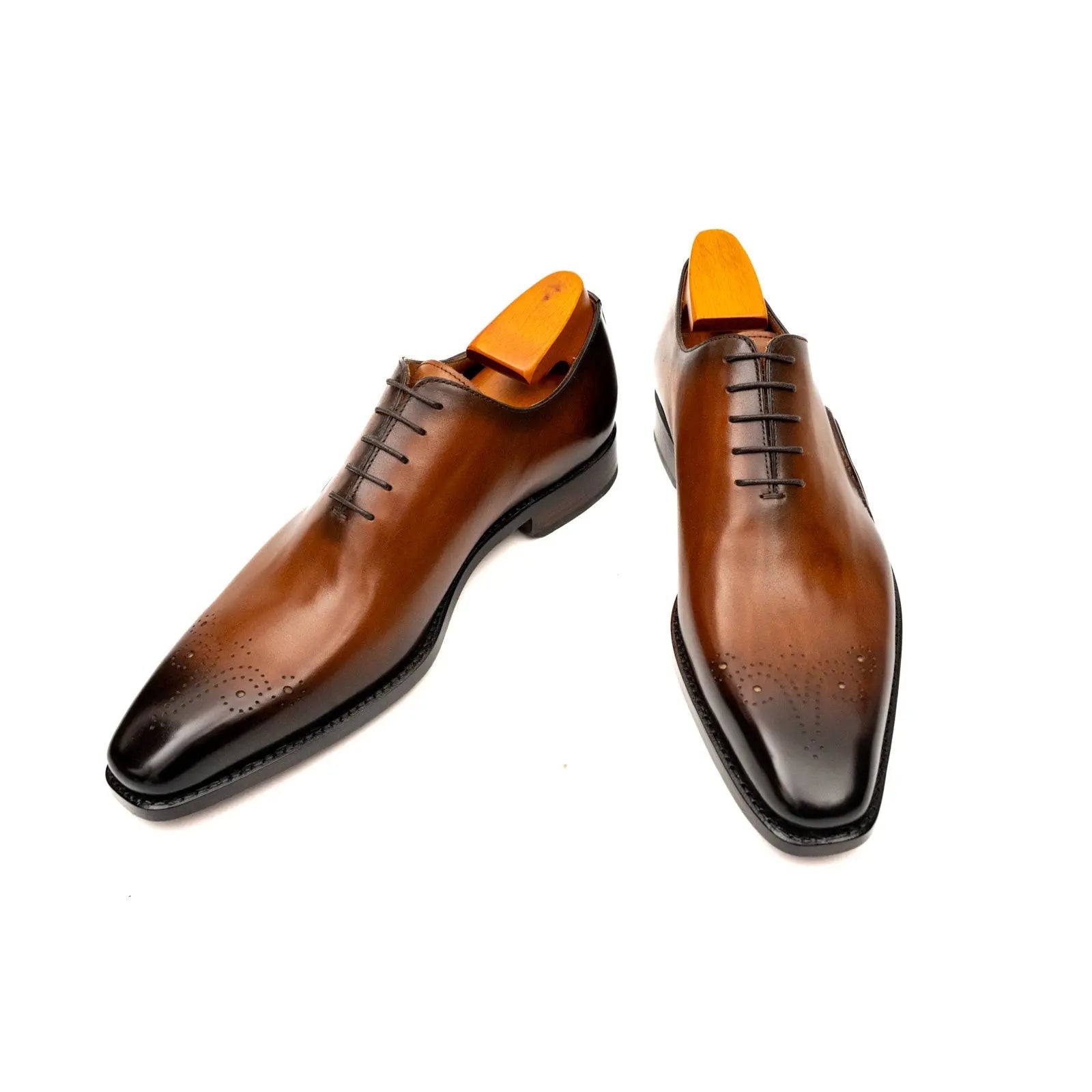 Patina Medallion Oxford