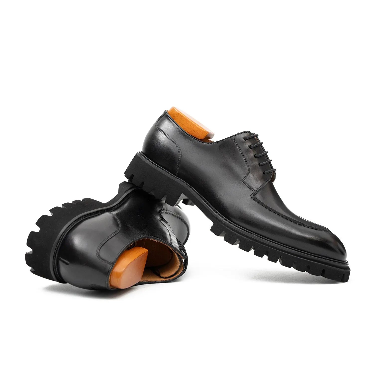 Black Lug Sole Apron Derby