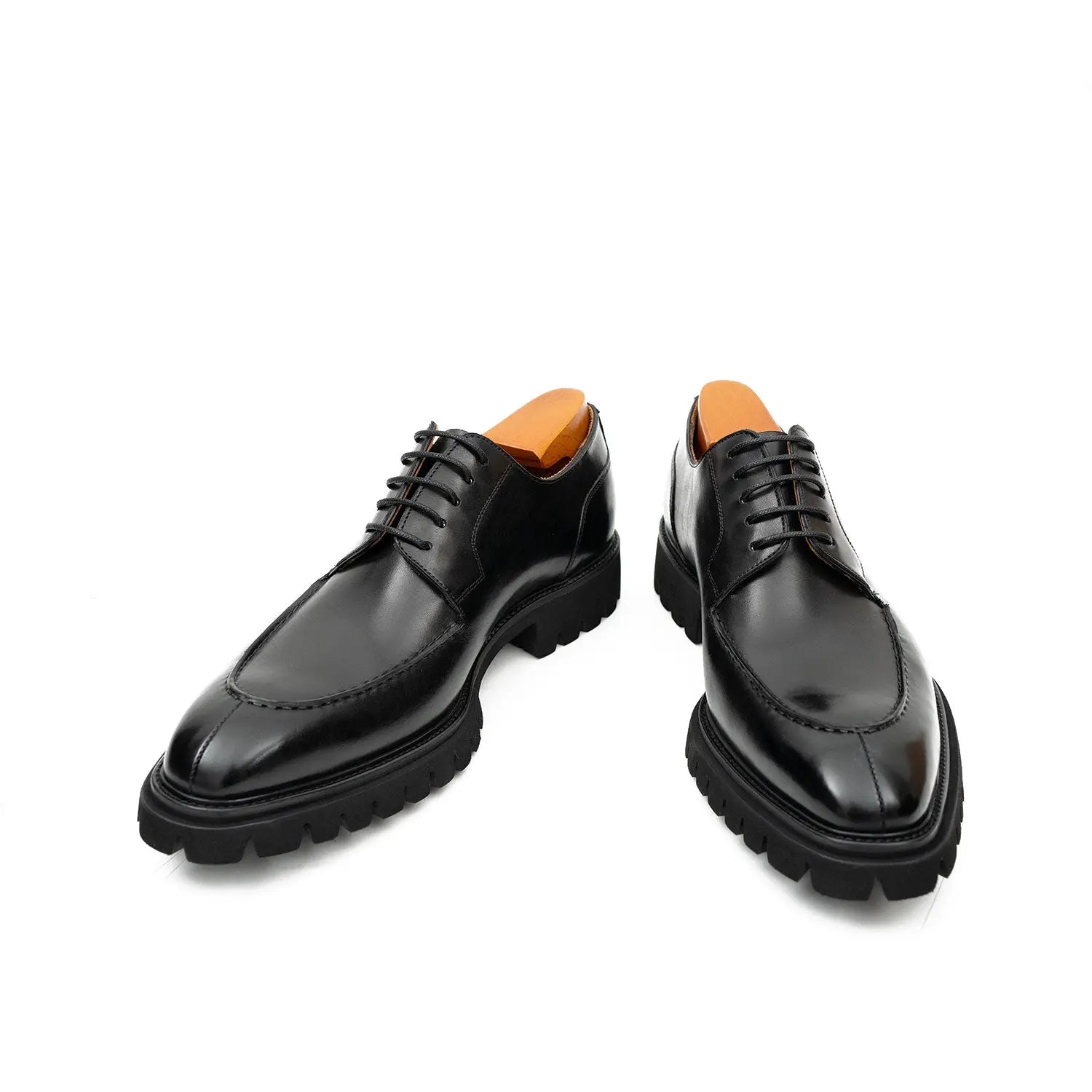 Black Lug Sole Apron Derby