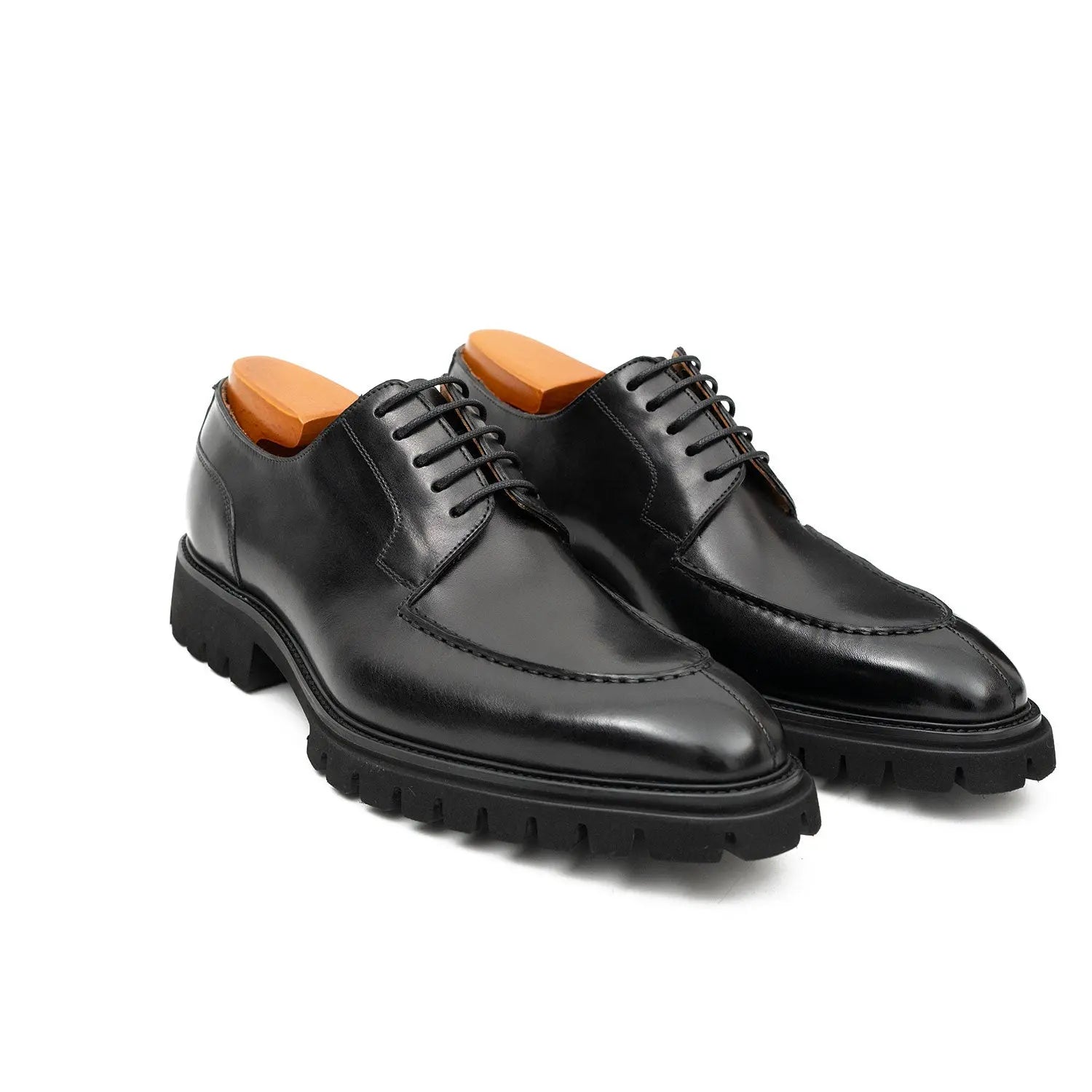 Black Lug Sole Apron Derby