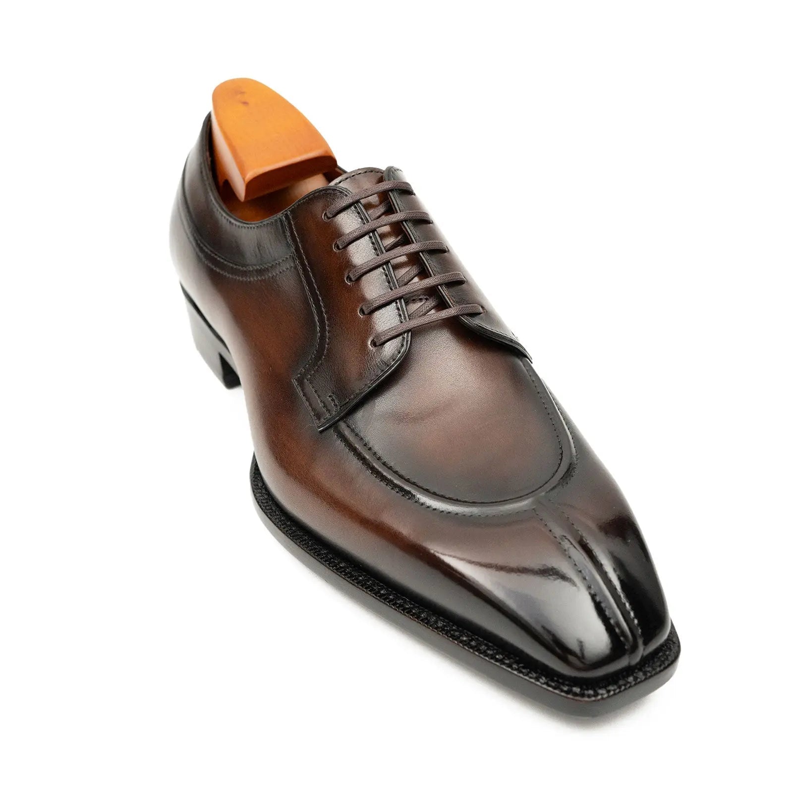 Burnished Brown Apron-Toe Oxford