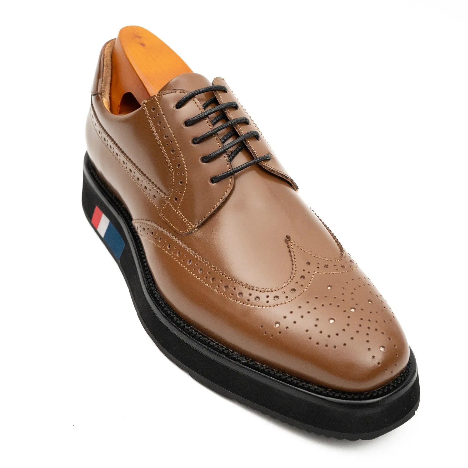 Camel Platform Wingtip Derby