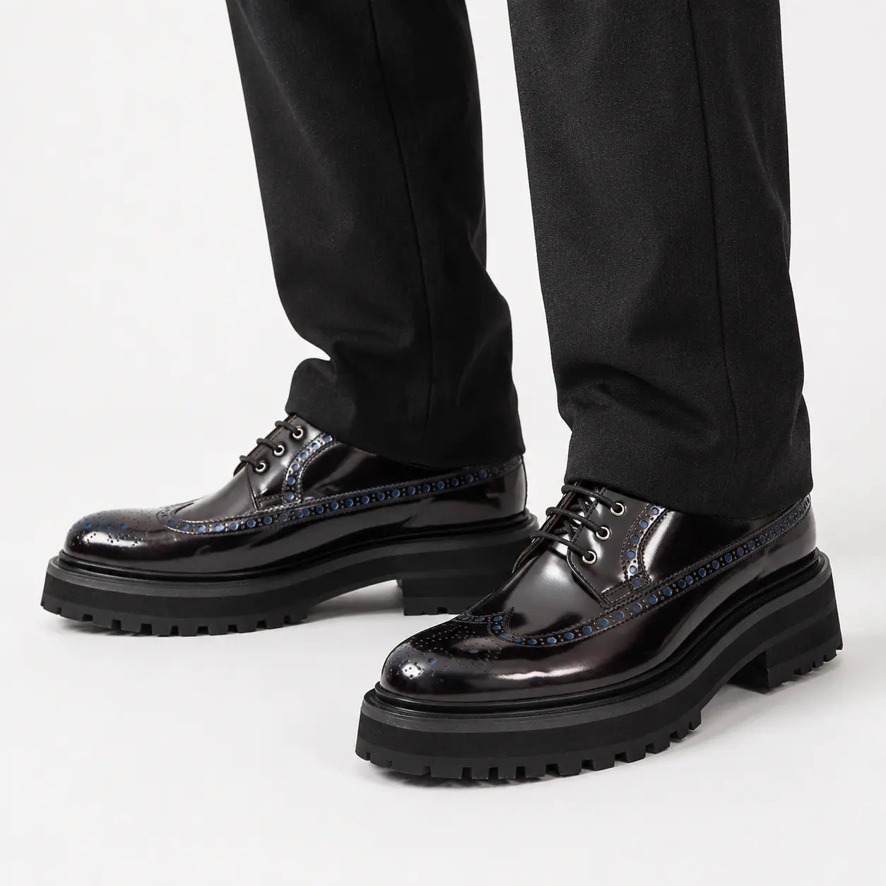 Midnight Burnished Lug Derby