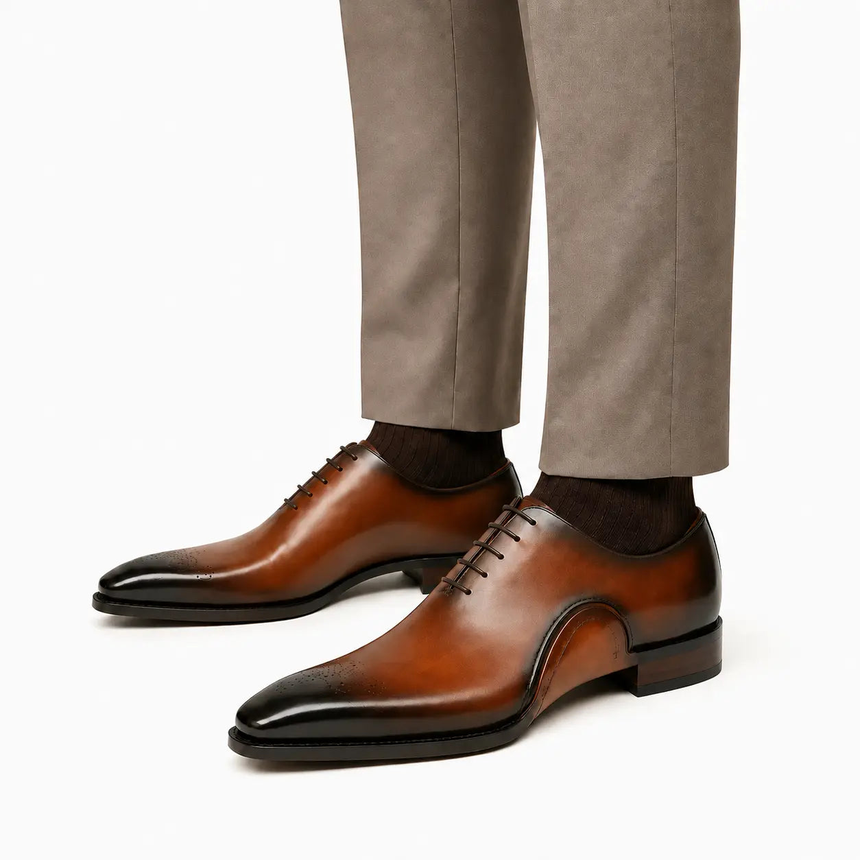 Patina Medallion Oxford