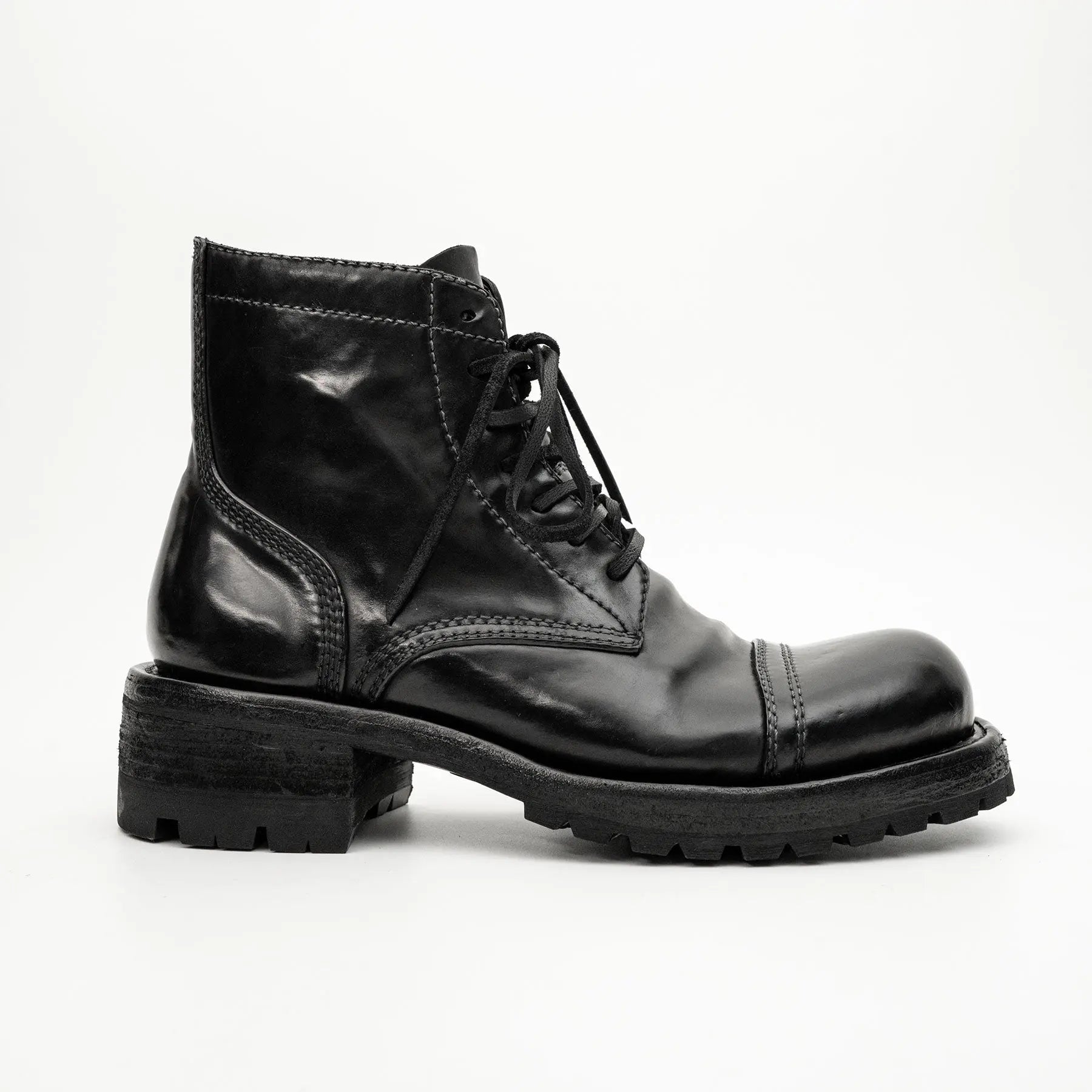 Shell Cordovan Vibram Boots
