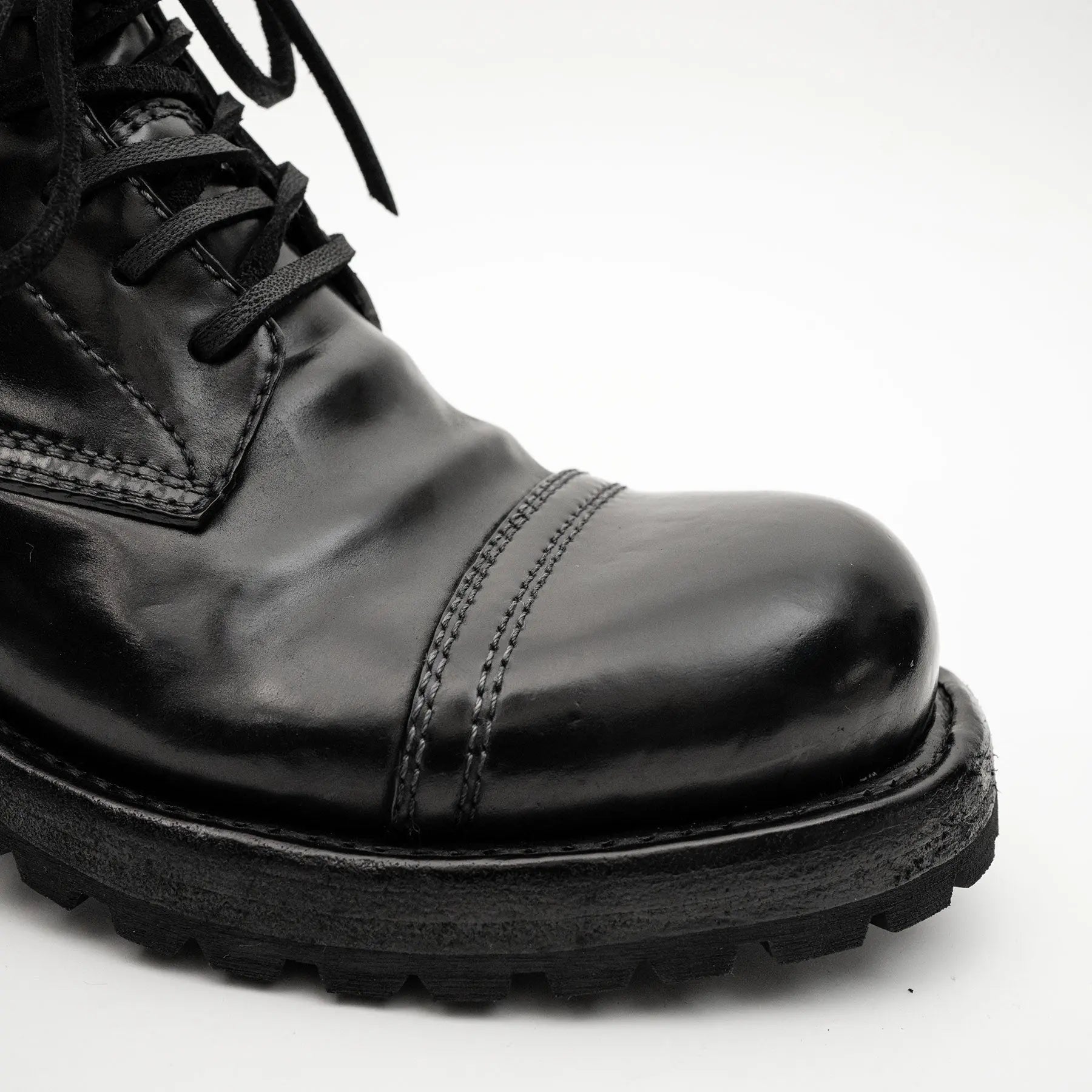 Shell Cordovan Vibram Boots
