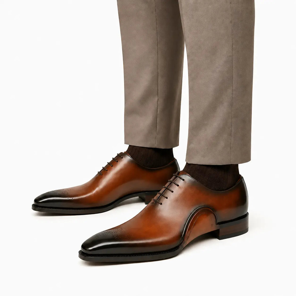 Patina Medallion Oxford