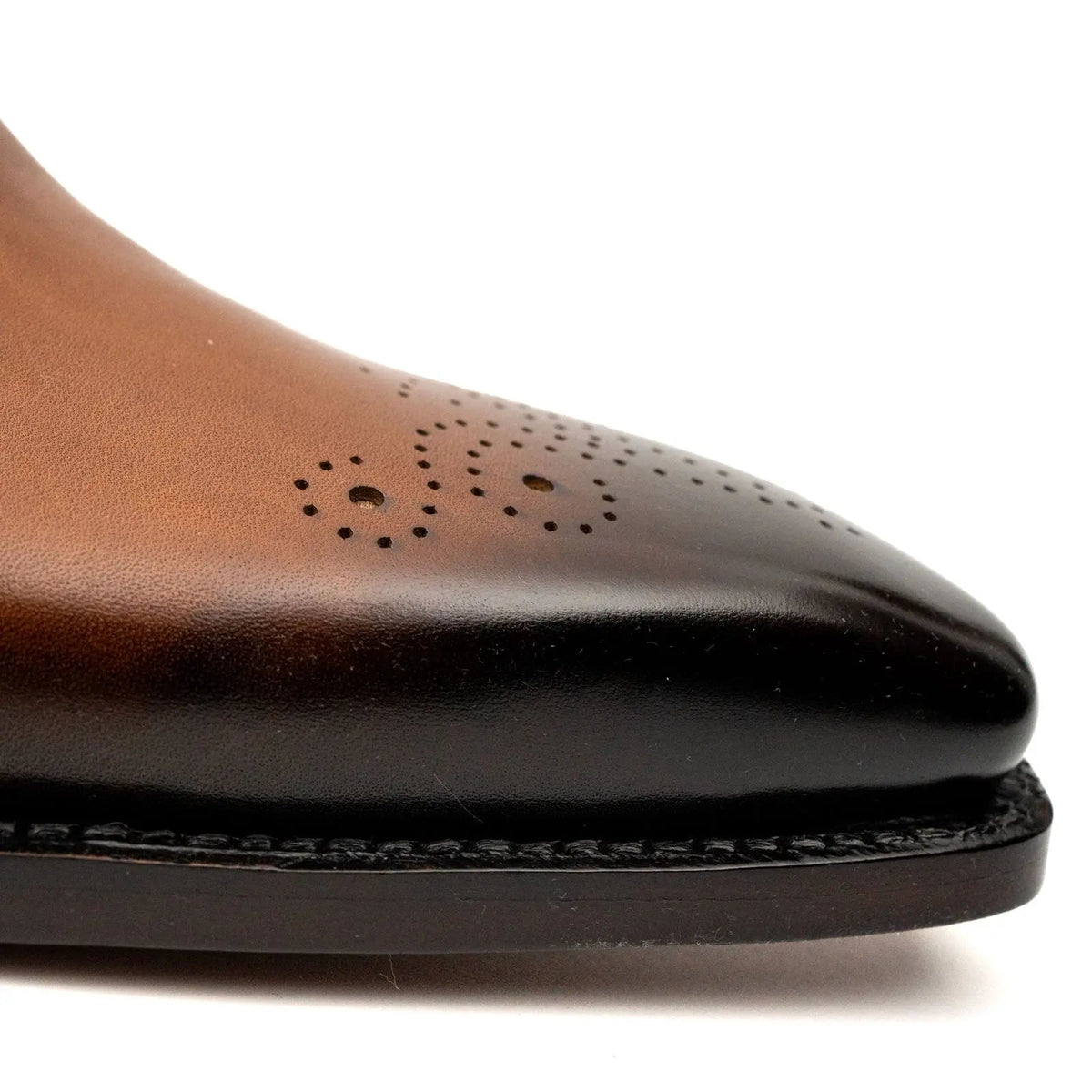 Patina Medallion Oxford