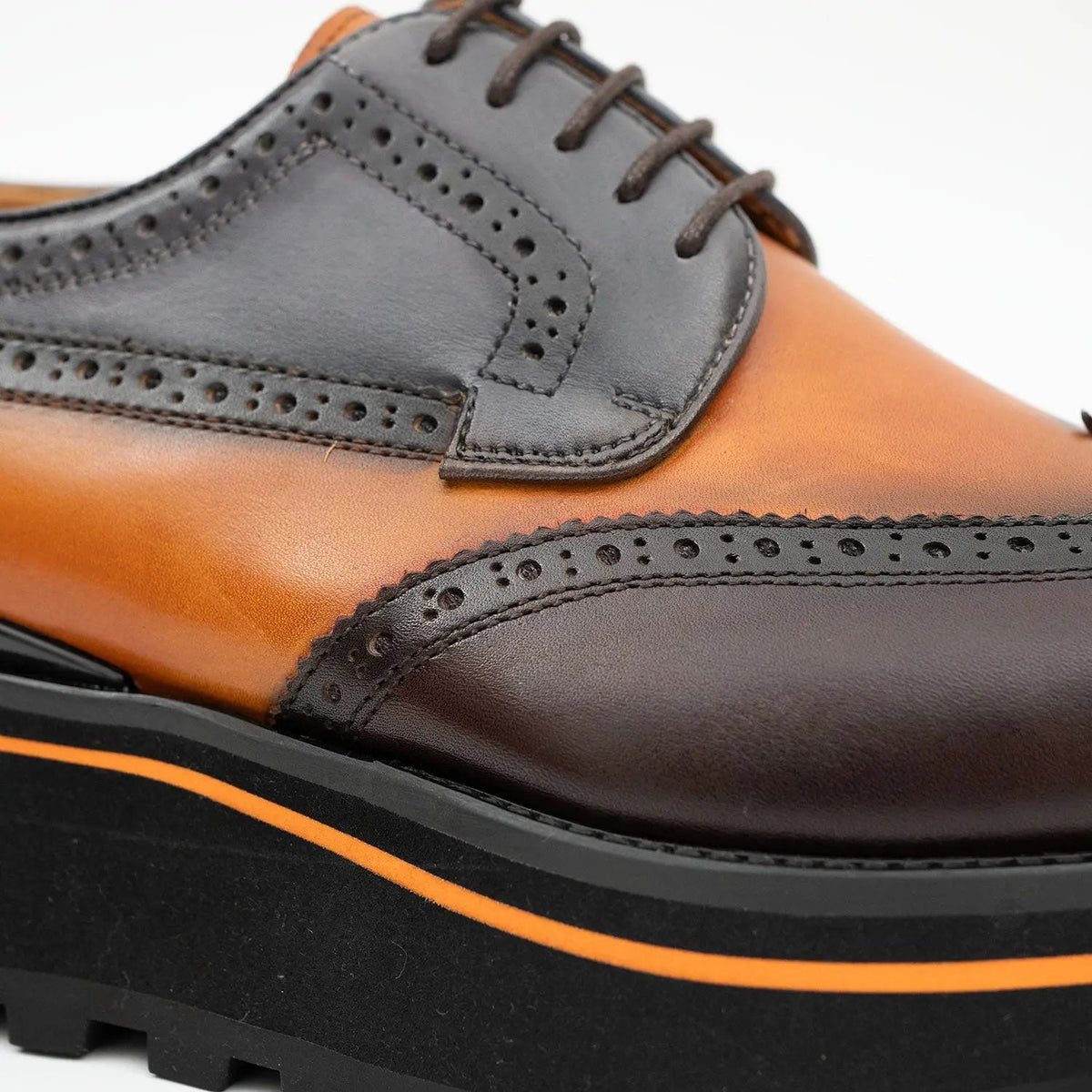 Two-Tone Lug Derby