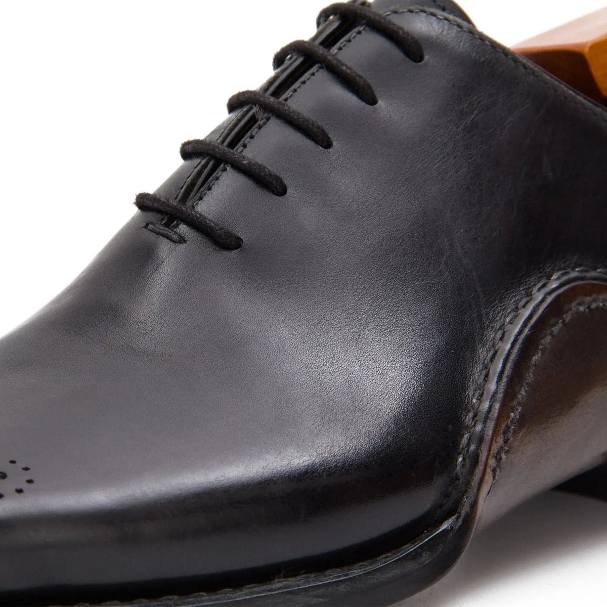 Medallion Seam Oxford