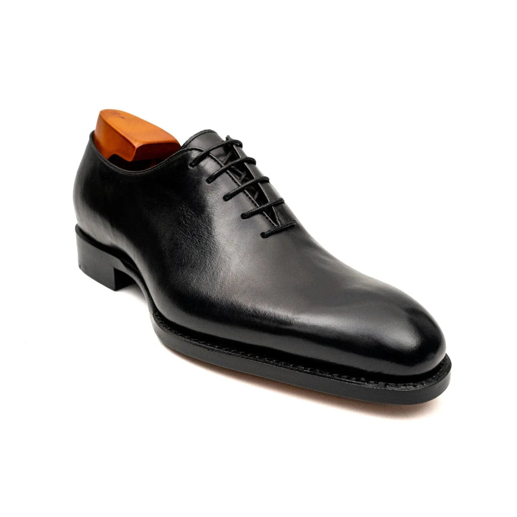 Wholecut Black Oxford