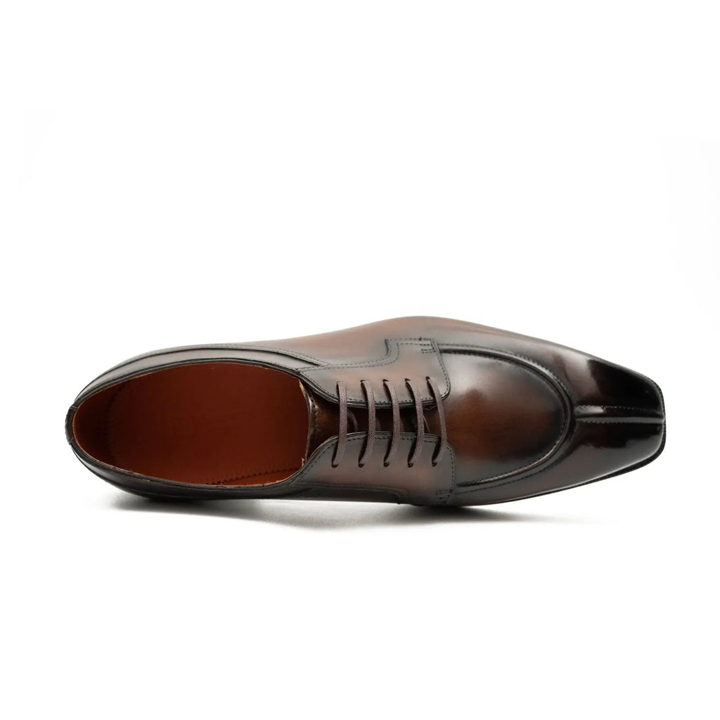 Burnished Brown Apron-Toe Oxford