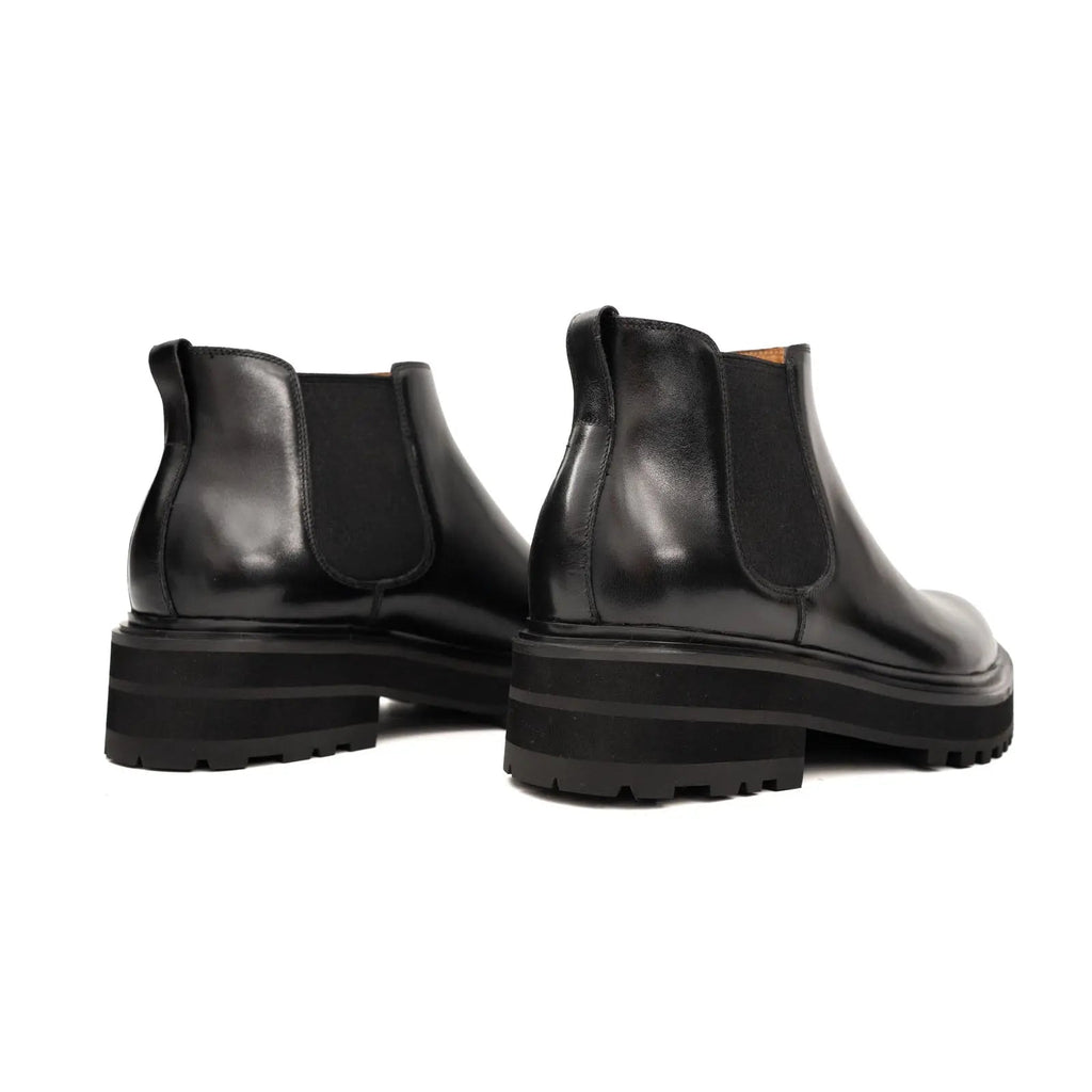 Black Chelsea Boots with Contrast Lug Sole