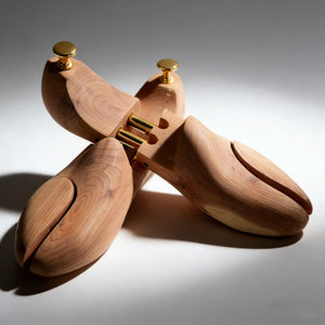 Cedar Wood Shoe Tree