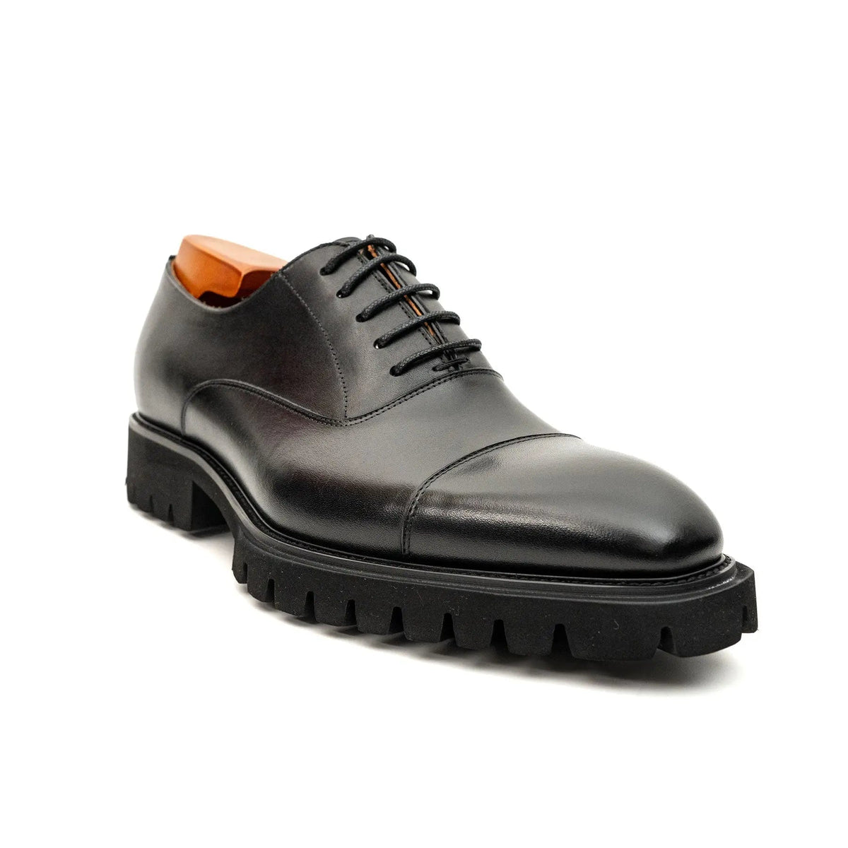 Black Calf Lug-Sole Oxford