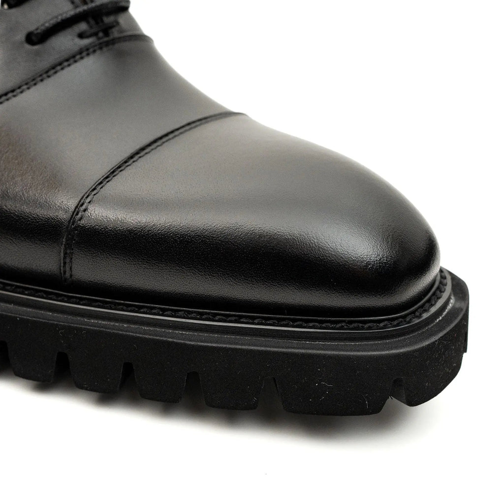 Black Calf Lug-Sole Oxford