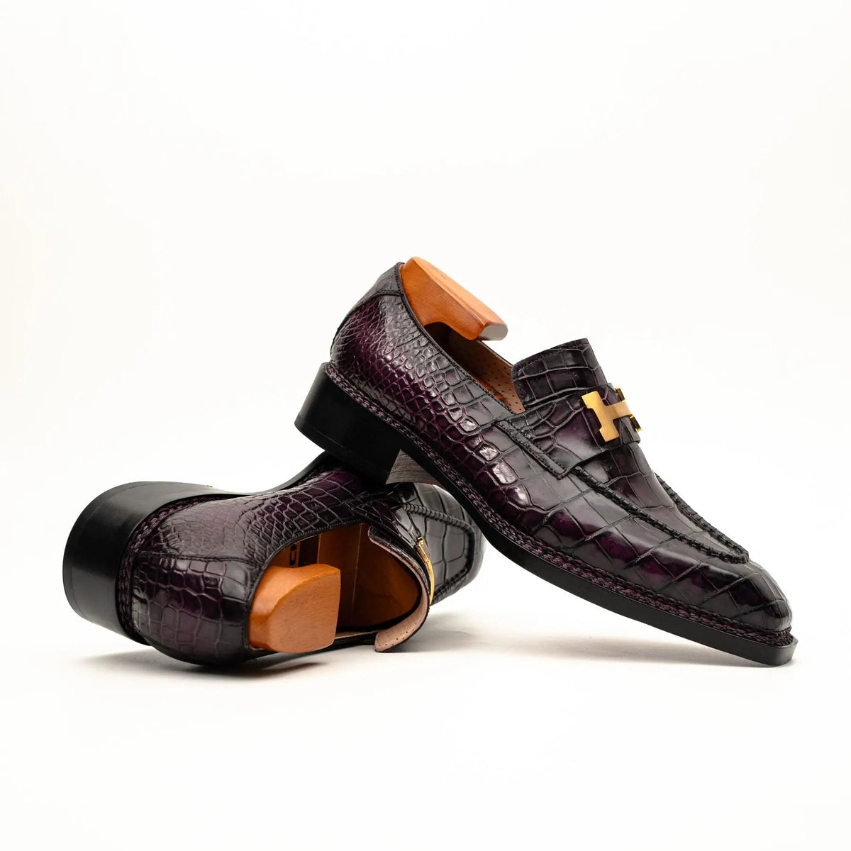 Black Burgundy Crocodile Bit Loafer