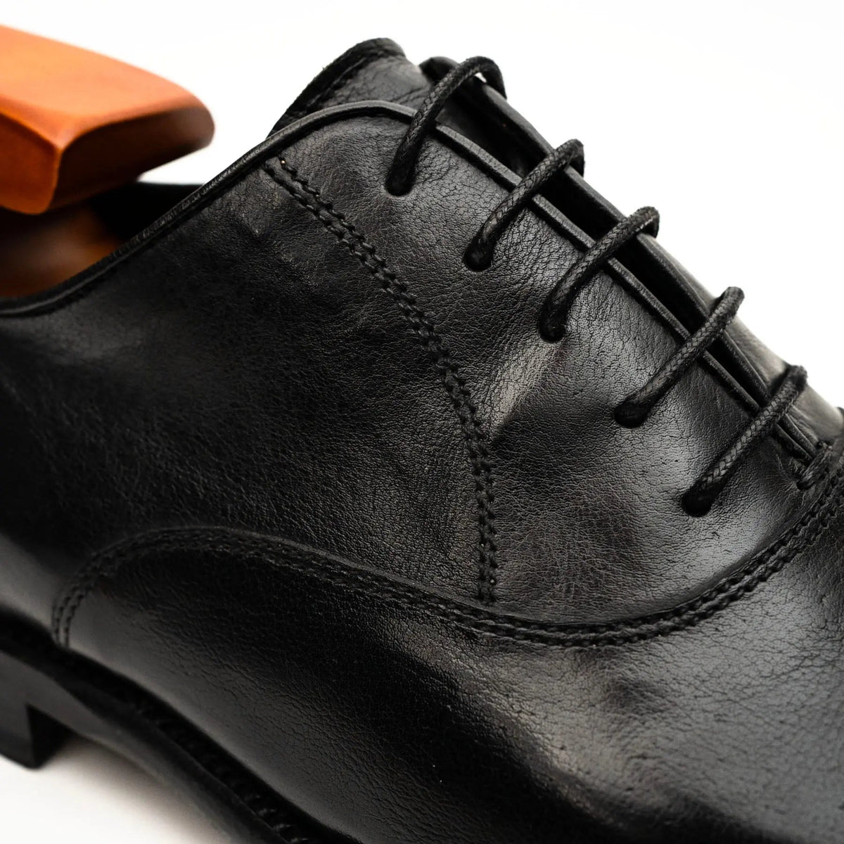 Black Crocodile-Textured Oxford